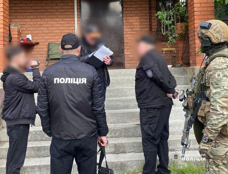 Чиновники Дніпровської ОВА корупціонери