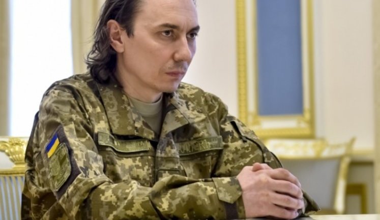 Звільненого з полону терористів полковника Без'язикова затримано за підозрою у співпраці з бойовиками, - дружина офіцера