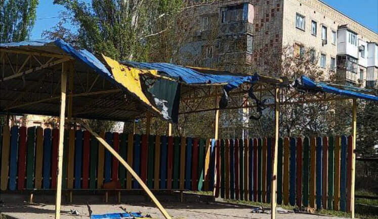 Russian troops shelled kindergarten in Kherson: more than 30 windows damaged. PHOTOS