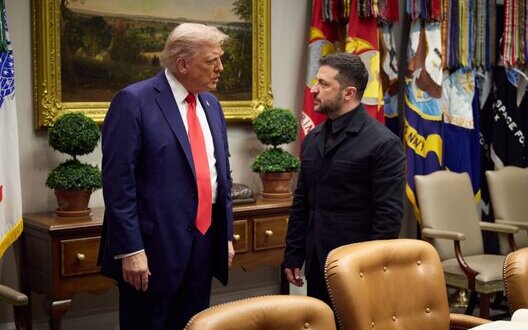 Zelenskyy presents Trump with golf club handed over by Ukrainian soldier Kartavtsev