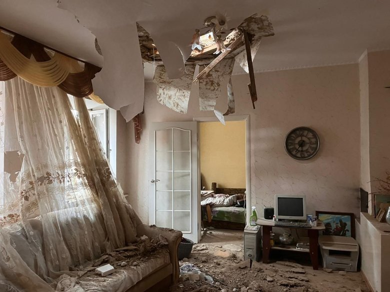 На Дніпропетровщині — ворожі атаки: поранені та руйнування