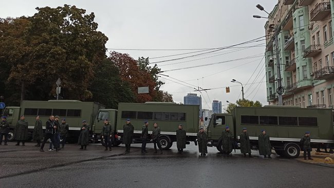 Не спи з чоловіком, як з жінкою, бо це - гидота! - противники ЛГБТ-маршу збираються в парку ім.Шевченка 21