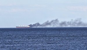 Судно затонуло біля Румунії. Його, ймовірно, атакував дрон: є загиблий та зниклі безвісти. ВIДЕО