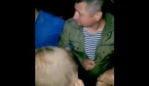 "Не плюйте мені в обличчя! Жах! Краще б в Україні були, п#здець, бл#дь!", - окупанти зносять МАФи на Історичному бульварі Севастополя. ВІДЕО