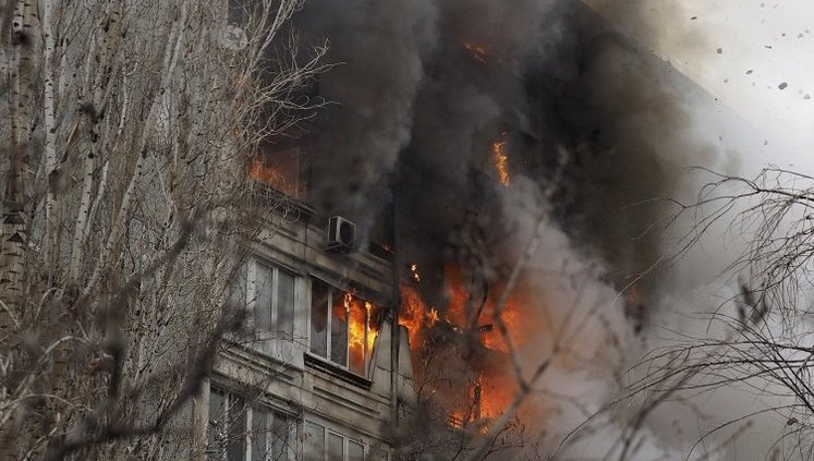 Gas explosion in Volgodrag wounds 10, damages residential building. VIDEO