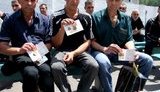 На Донбассе заключенным раздали медали "50 лет Победы в Великой отечественной войне". ФОТОрепортаж
