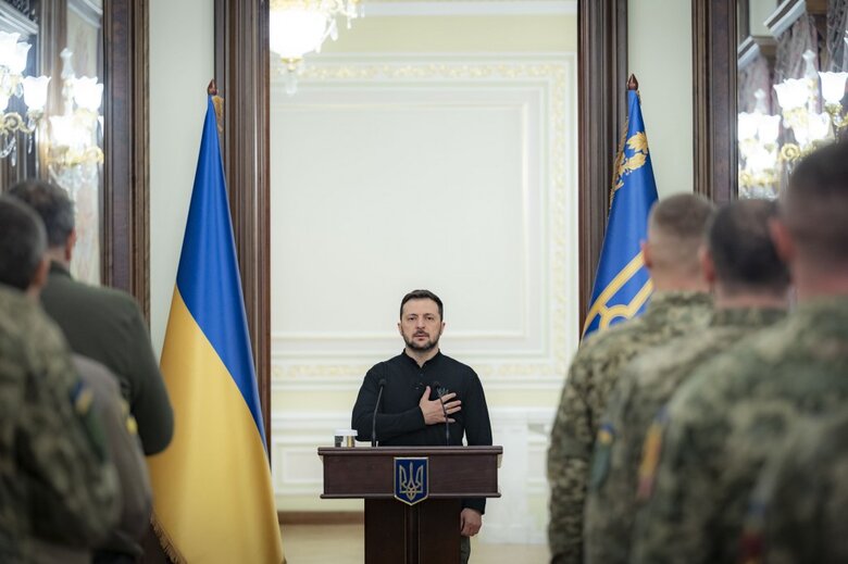 Зеленський привітав воїнів із Днем ракетних військ і артилерії