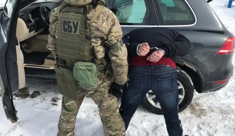 На Харьковщине СБУ перекрыла канал переправки автомобилей из Евросоюза террористам "ЛНР". ВИДЕО+ФОТОрепортаж