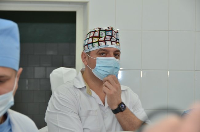 Ковід призводить до величезних змін у крові. Люди мають тромбоемболії, інфаркти міокарда, інсульти. Смертність висока. Раніше таких змін вірус не давав, - лікарі опорних лікарень Коломиї і Чернівців про боротьбу з ковідом 05