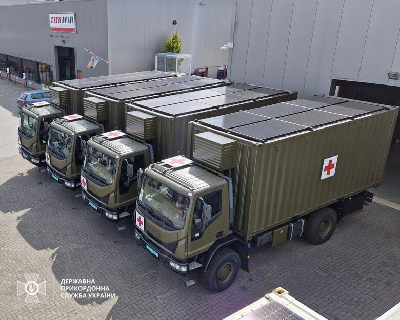 Нідерланди передали прикордонникам 6 медичних комплексів для роботи в польових умовах 03