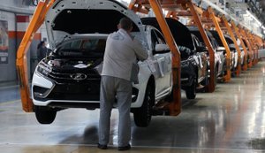 Виробник "Жигулів" у травні призупинить виробництво