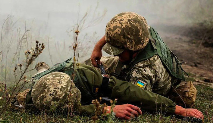 Найманці РФ забрали собі тіло загиблого під Зайцевим українського воїна, убитий медик і поранений військовослужбовець досі на полі бою