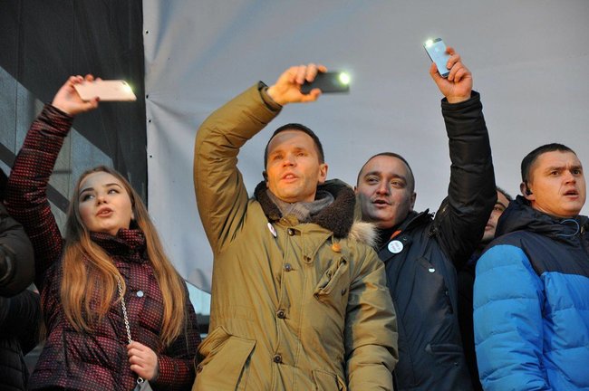 Наш ворог - олігархат! Наш ворог - Порошенко! Прихильники Саакашвілі провели марш у Києві з закликом імпічмента президента (оновлено) 37