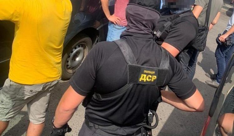 Профессора Ривненской медакадемии задержали на взятке: требовал 33 тыс. грн за поступление. ФОТОрепортаж