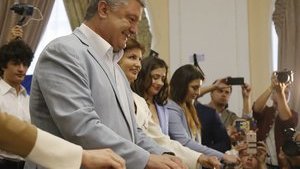 Мы оправдаем ваше доверие, - Порошенко обратился к избирателям