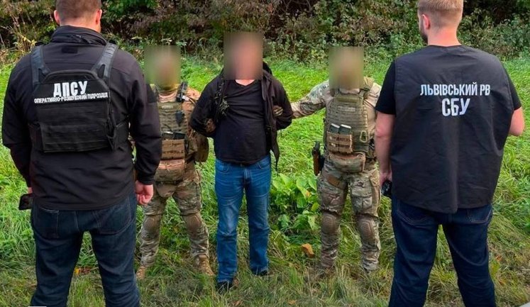 Разоблачен организатор схем для уклонистов: предлагал бегство через Молдову или к границе с Беларусью. ФОТОРЕПОРТАЖ