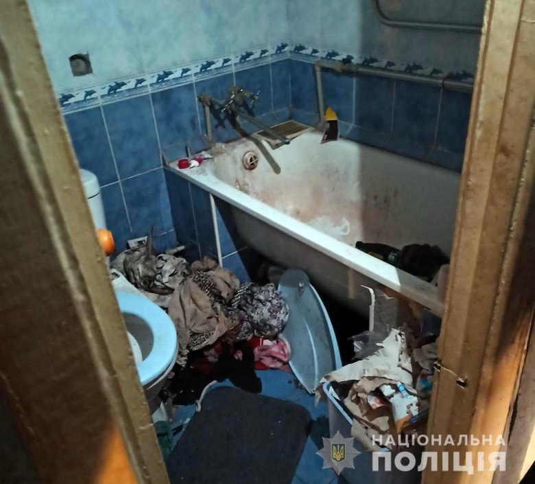 У Запоріжжі померла 4-місячна дівчинка, яку мати залишила на знайомого чоловіка: жінку розшукує поліція 03