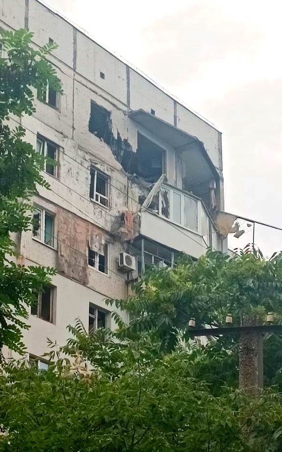 Наслідки ворожих обстрілів Херсонщини 02 Наслідки ворожих обстрілів Херсонщини 02