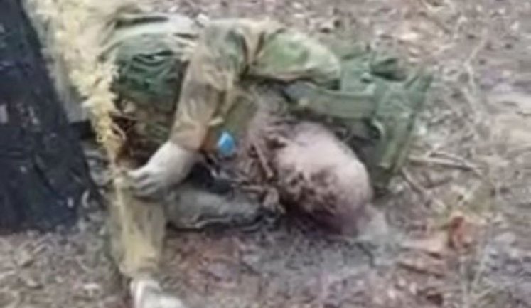 Ukrainian soldiers eliminate Russian group in close-quarters combat in Serebrianskyi Forest. VIDEO 18+
