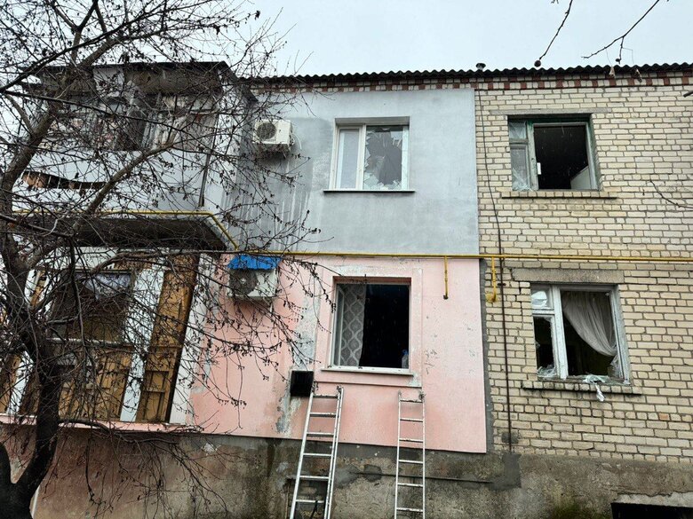 Наслідки ворожих обстрілів Білозерки на Херсонщині 01