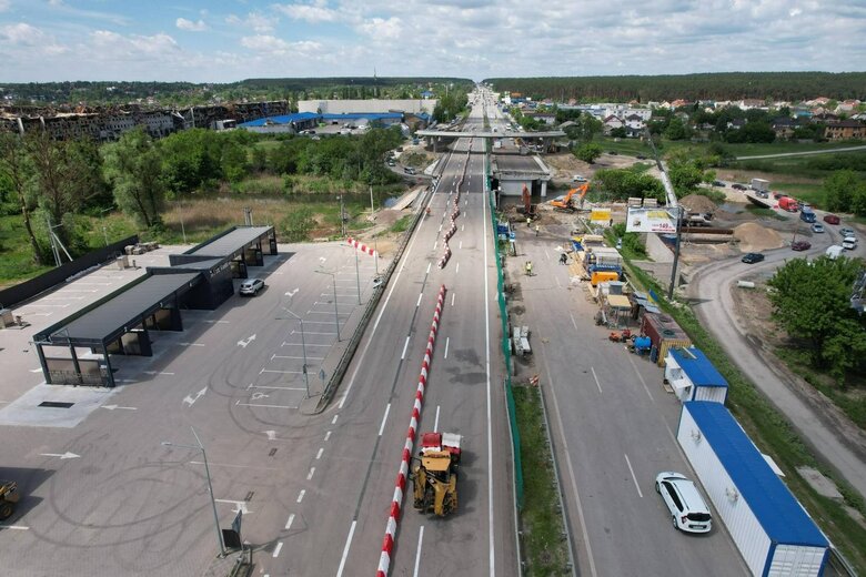 По Житомирській трасі відкрито рух вантажівок, - Мінінфраструктури 03