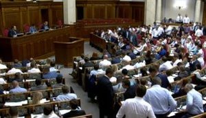 Рада направила в КС законопроект о праве граждан Украины вносить законопроекты. ВИДЕО