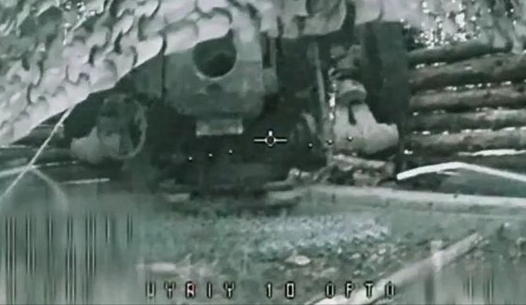 Оптоволоконные дроны SIGNUM ликвидировали шестерых оккупантов и четыре вражеские пушки вблизи Лимана. ВИДЕО