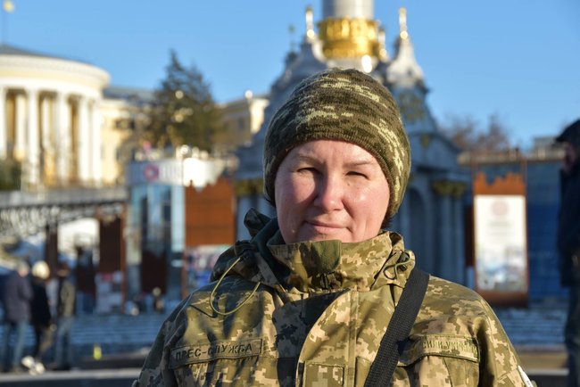 Старший офіцер прес-центру оперативного командування Північ Олена Мокренчук: Від початку війни мріяла писати про героїзм українських військових 01