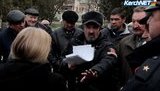 Російські окупанти розігнали збори гаражного кооперативу в Керчі. ФОТО