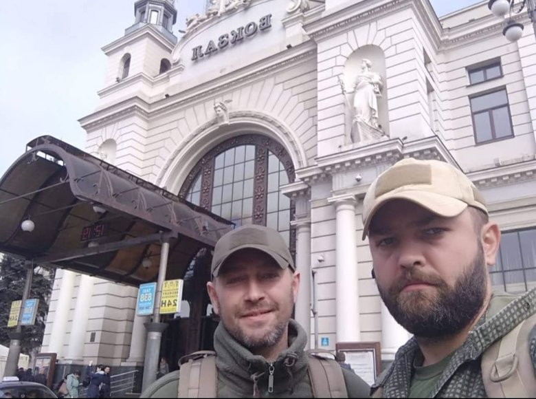 Волонтер Костянтин Миско помер сьогодні у Львові 04