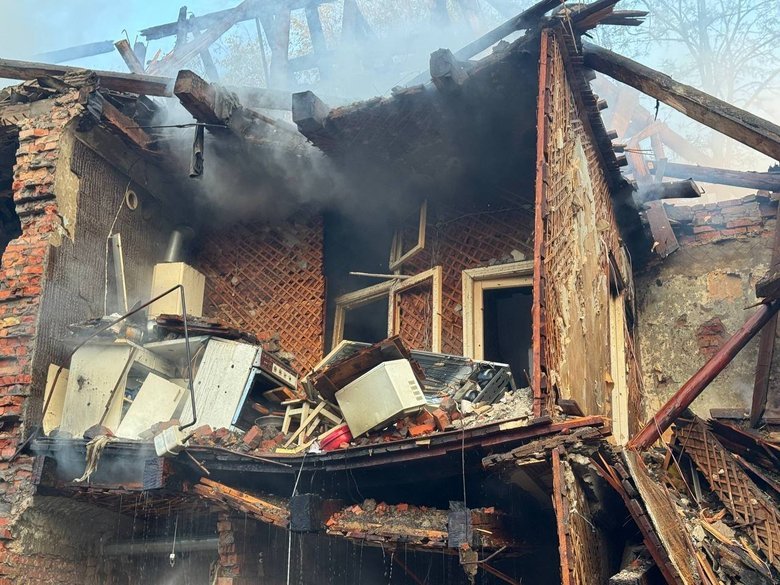 Russia attacked Dnipro: a fire broke out following the strike