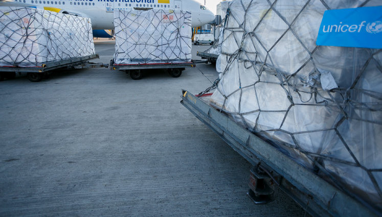 ЮНИСЕФ доставил в Украину новую партию вакцин от кори - 392 тыс. доз, - Минздрав. ФОТО