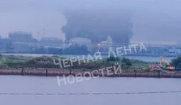 У Росії заявили про нічну атаку: у Петербурзі спалахнула пожежа на нафтовому терміналі