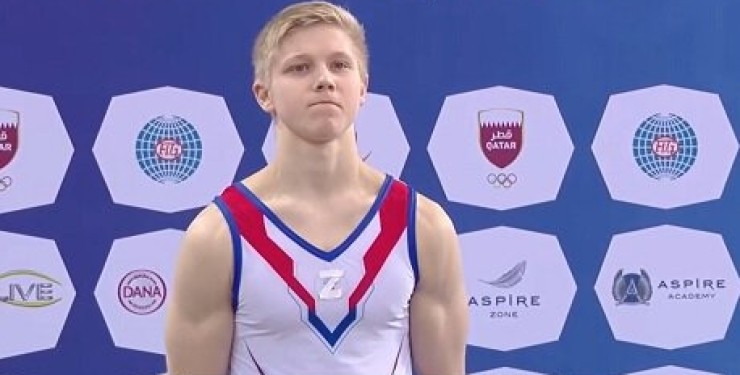 Российский гимнаст Куляк в форме с буквой Z проиграл украинцу Ковтуну 03 Российский гимнаст Куляк в форме с буквой Z проиграл украинцу Ковтуну 03