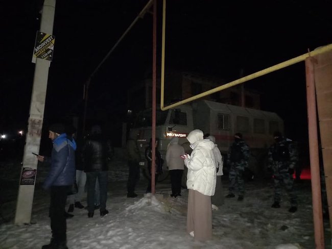 Five people detained in FSB raids on homes of Crimean Tatars 10