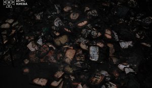 Атака РФ на Київ: в Оболонському районі завершено ліквідацію наслідків обстрілу. ФОТОрепортаж