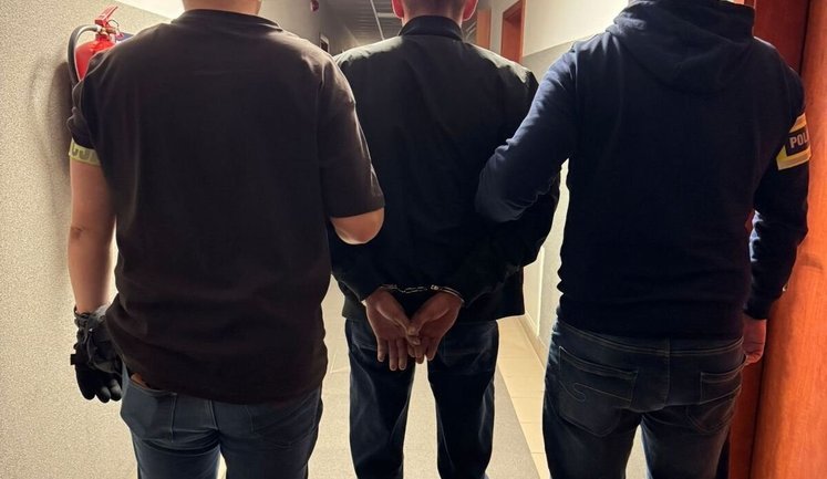 Украинец в Польше в нетрезвом состоянии приехал за ребенком в детский сад: его депортировали