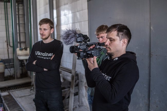 Автор проєкту Ukraїner Богдан Логвиненко: Люди живуть на цій землі, слухають російський реп, стежать за виборами в Америці, а що відбувається поряд - часто не знають 02 Автор проєкту Ukraїner Богдан Логвиненко: Люди живуть на цій землі, слухають російський реп, стежать за виборами в Америці, а що відбувається поряд - часто не знають 02