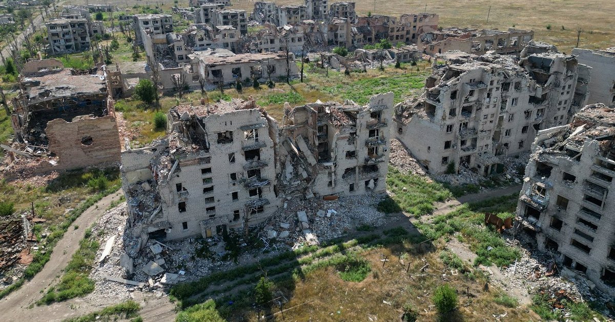 Росія взялася за меблі українців: на окупованій Донеччині почали інвентаризацію майна у «безхазяйних» квартирах