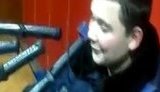 "А почему у вас жена лысая?" - харьковские милиционеры "развлекаются" в образе журналистов. ВИДЕО