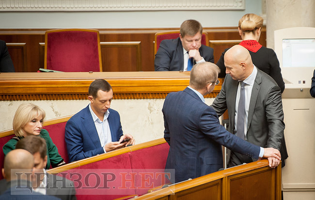 Емоційний виступ Луценка, Березкін, що розводить руками і Бобов-реготун, - день роботи Ради 20 листопада 20