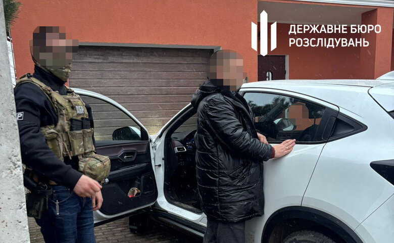 Депутат облради зі спільником намагалися видурити понад 1 млн грн у підприємця на Львівщині