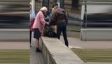 Батьки побили неповнолітню доньку в центрі Полтави: дитину помістили в реабілітаційний центр, - поліція. ВIДЕО