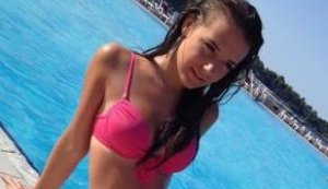 Дочь нового генпрокурора любит демонстрировать откровенные наряды и позировать возле дорогих автомобилей. ФОТО