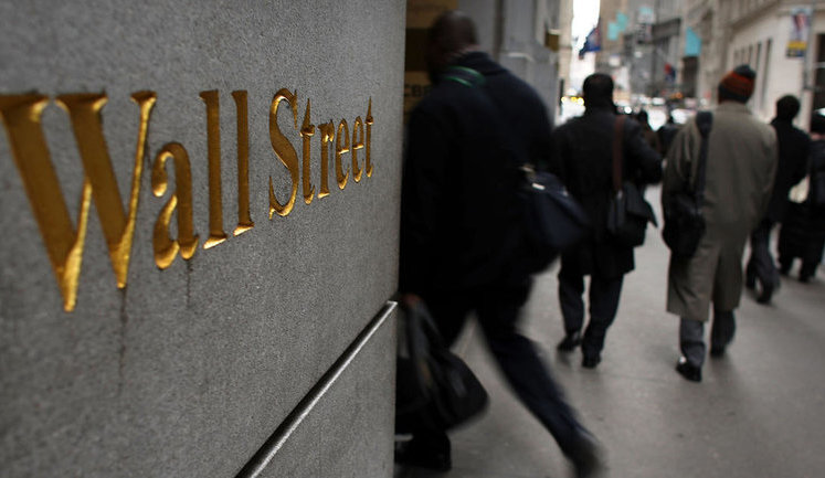 Найбільші банки з Wall Street припиняють бізнес в Росії (оновлено)