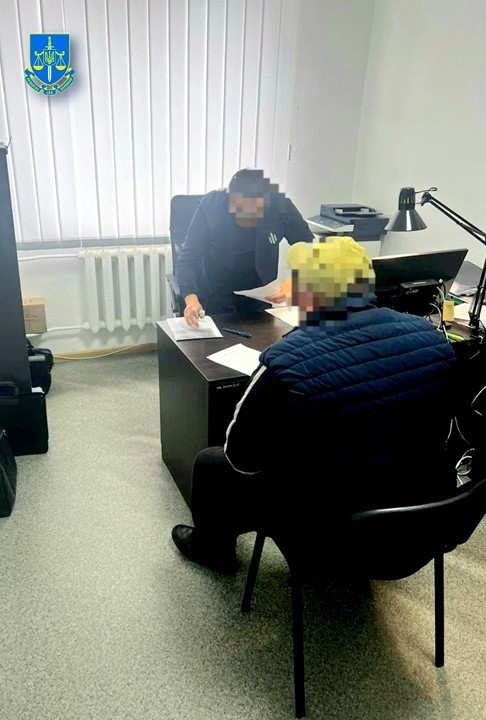Побиття у Тернопільському ТЦК: Двом службовцям військкомату повідомили про підозру в катуванні та незаконному позбавленні волі 01