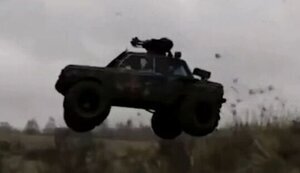 "Боевой "Запорожец" с портретом Бандеры уничтожает колонну орков": фантастический боевик от украинских воинов. ВИДЕО