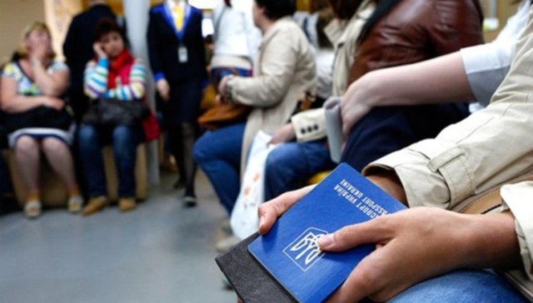 Нова влада не пропонує дієву стратегію повернення мігрантів, - емігрантка з України Кумка