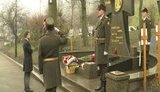 President Zelenskyi lays flowers at Kruty Heroes Memorial. VIDEO