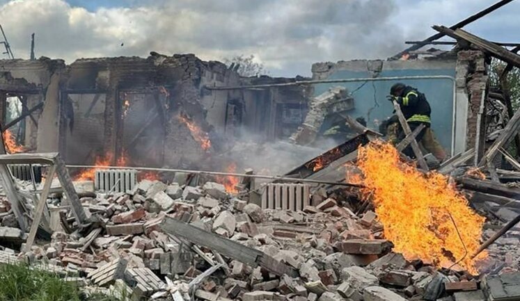 Occupiers dropped aerial bombs on private sector of Kostiantynivka: three civilians were killed and four more were wounded.. PHOTO
